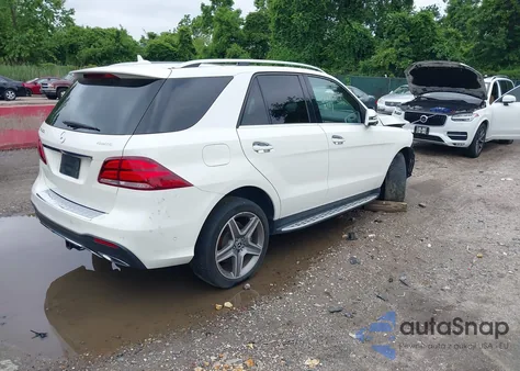 2017 Mercedes-Benz Gle 350 4Matic z USA, uszkodzony, nr VIN 4JGDA5HB0HA924277
